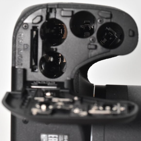 Sony Cybershot DSC-H300 Digital Camera 20.1MP 35x Opt Zoom HD Video 32GB SD MINT - Picture 11 of 16